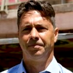 Héctor Almandoz