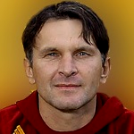 Roman Skuhravý
